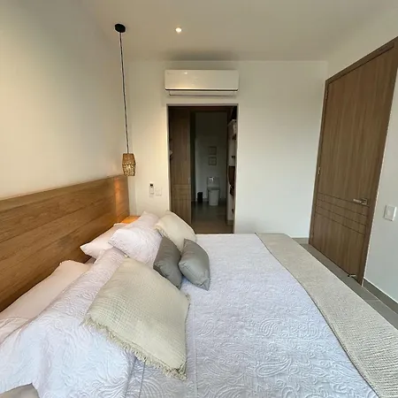 Lujoso E Inclusivo En Baia Kristal Apartamento *
